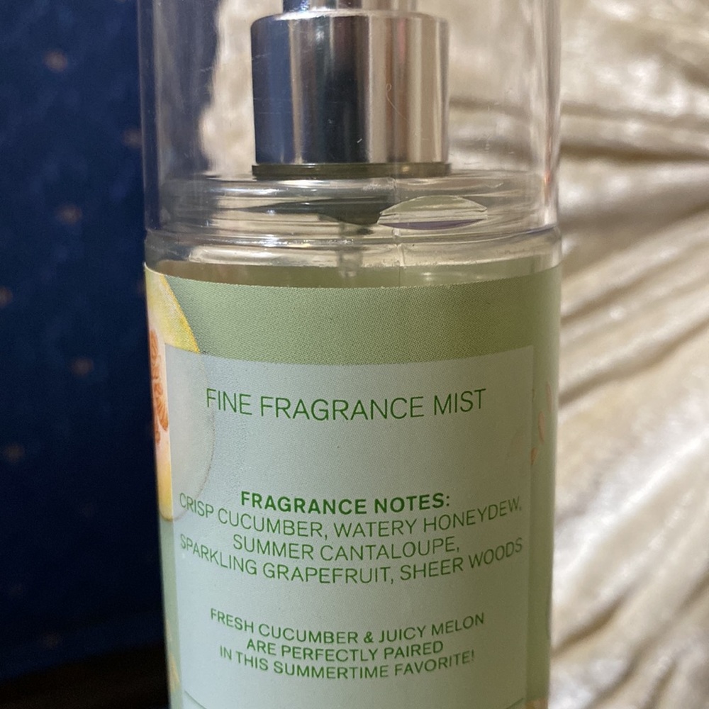 BATH & BODY WORKS SET. . . CUCUMBER MELON SCENT - Picture 4 of 6